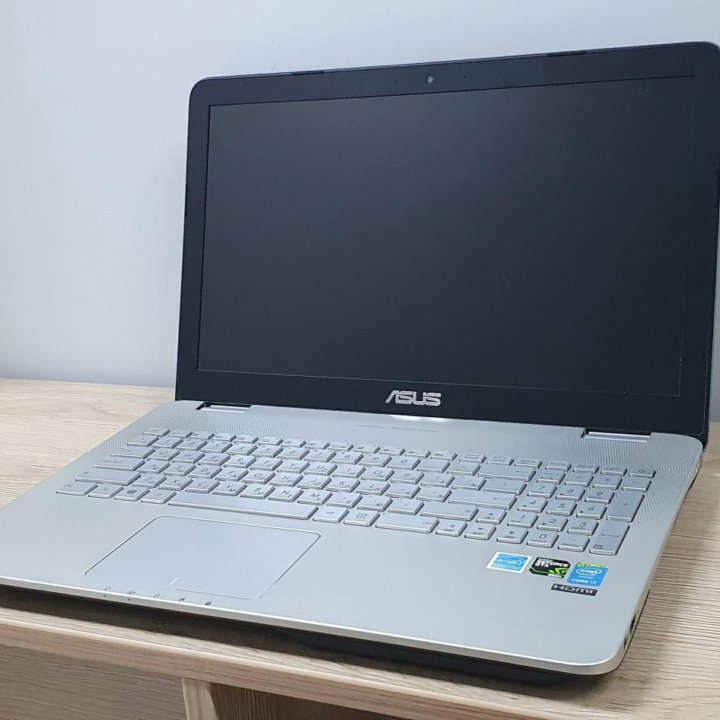 ASUS ноутбук core i7