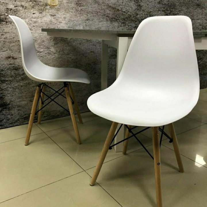 Стулья eames