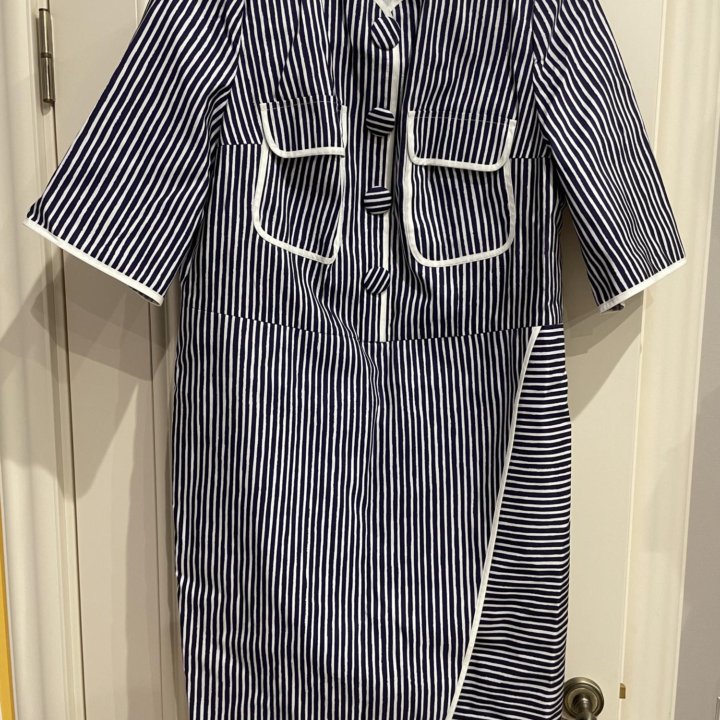 Платье новое