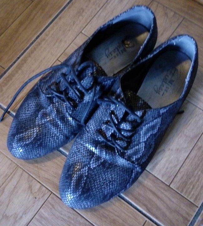 1.туфли броги