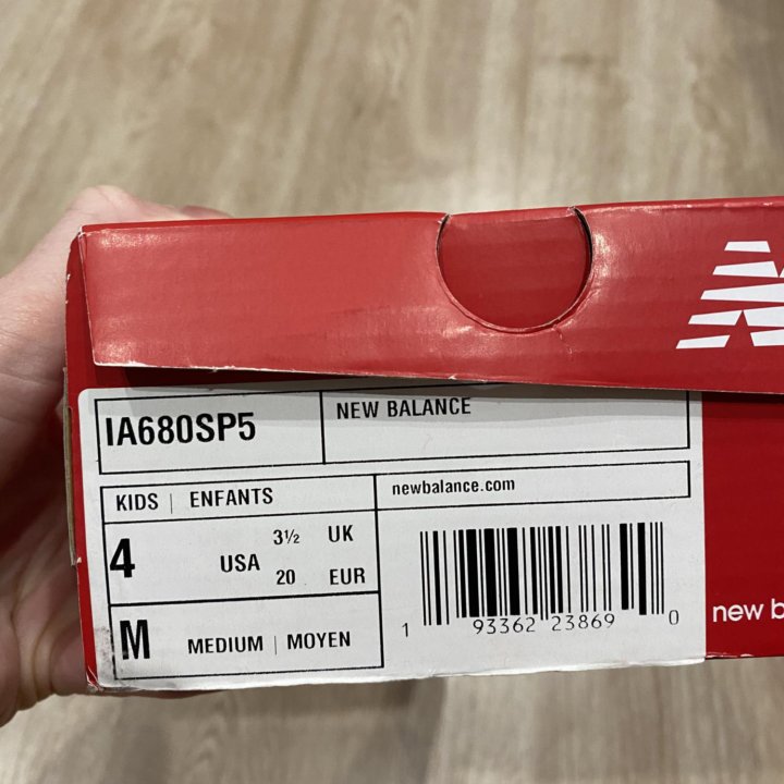 New Balance новые детские кроссовки