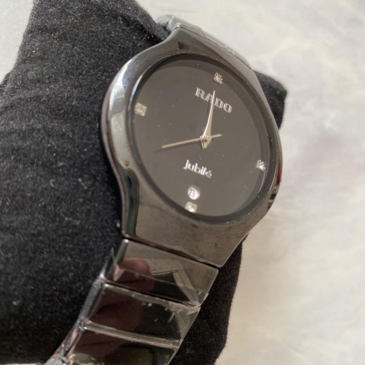 Часы Rado