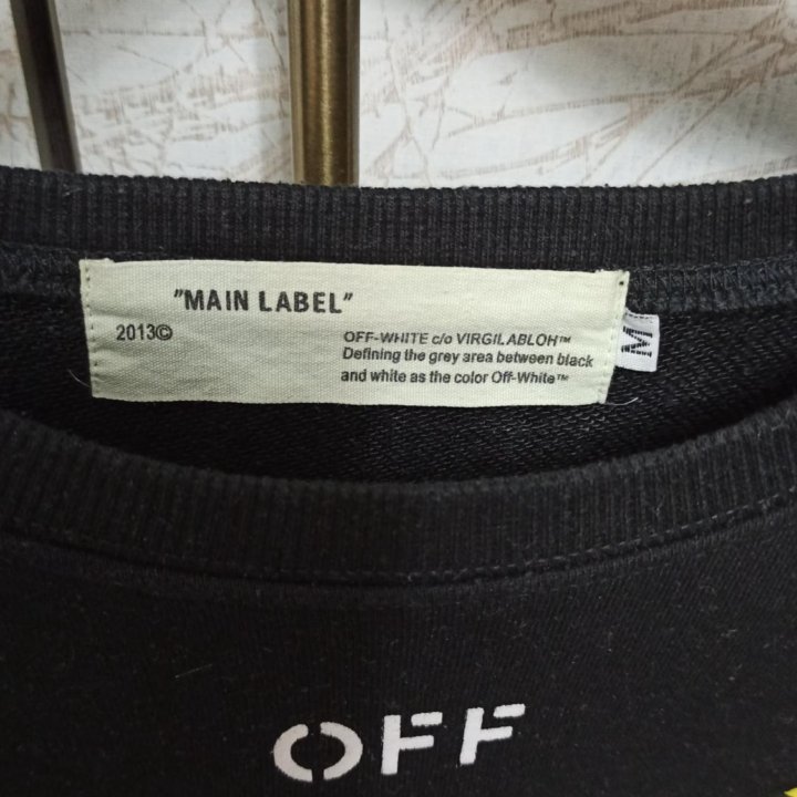 Кофта off-white