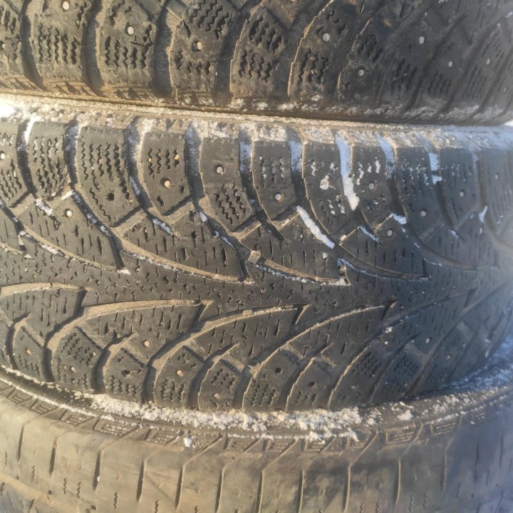 Поштучно Hankook Winter i*Pike W409, 215/60/17