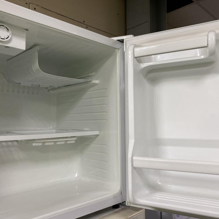 Минихолодильник Daewoo, LG