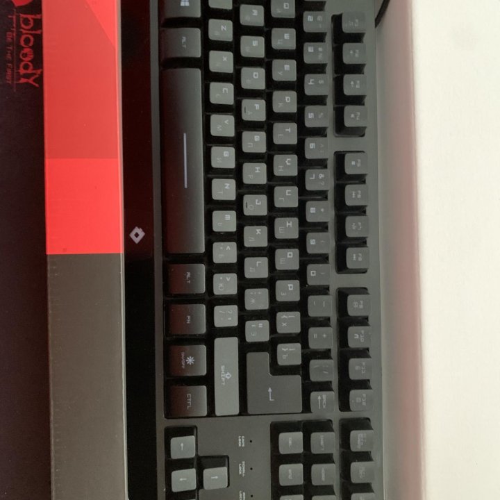 Клавиатура RED SQUARE