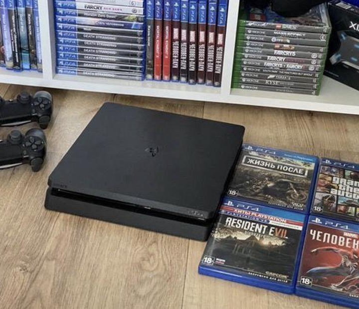 PlayStation 4 Slim 1tb