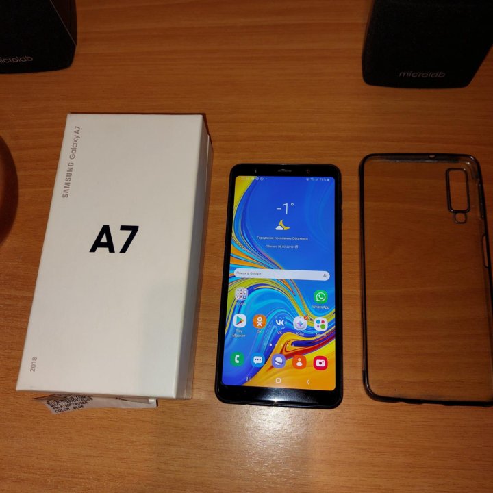 Телефон Samsung galaxy a7