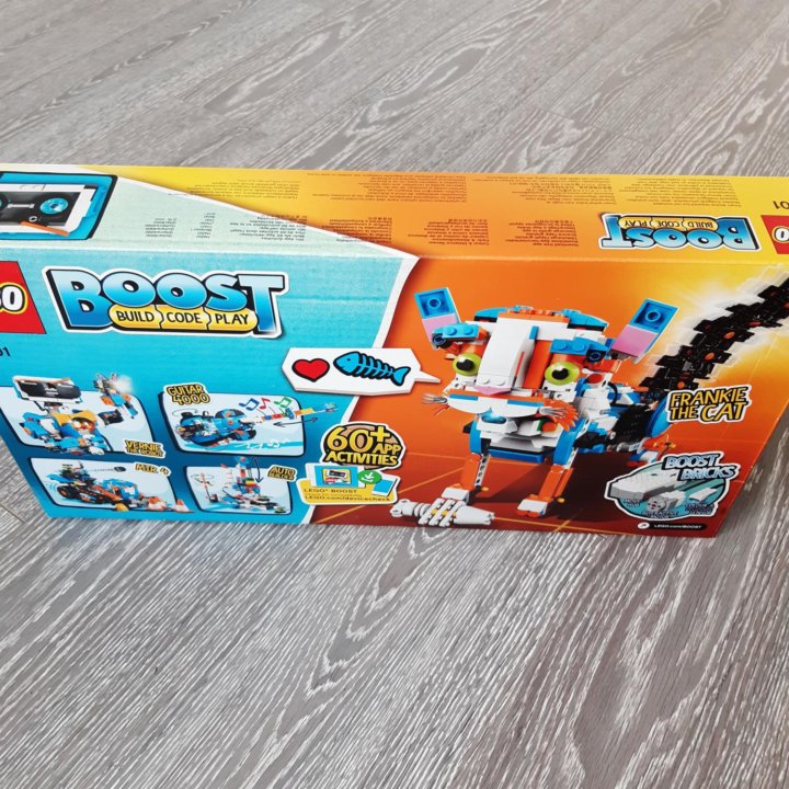 Конструктор LEGO BOOST 17101