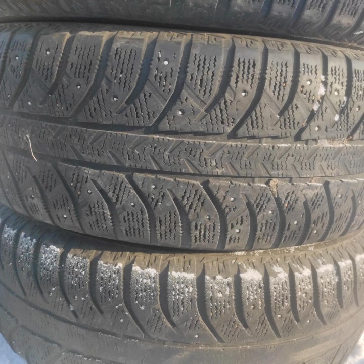 Комплект Bridgestone Ice Cruiser 7000, 265/65/17