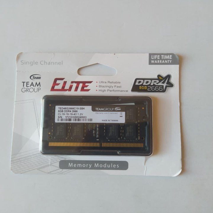 Новая на ноутбук Team Elite 8GB 2666 Mhz DDR4 ддр4