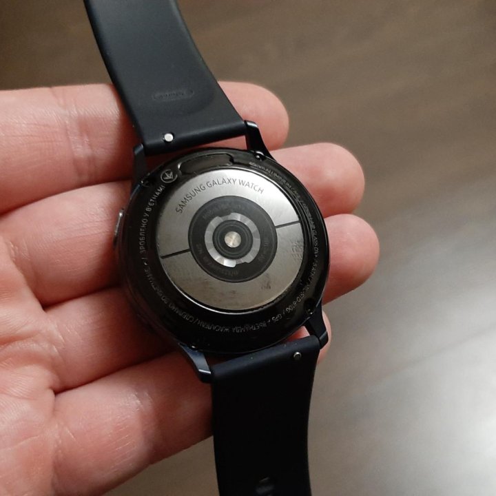 Samsung galaxy watch active 2. 40 мм