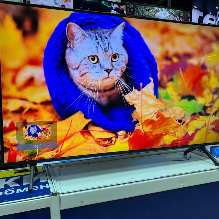 Samsung UE43TU7090U Безрамочный 4К UHD 43