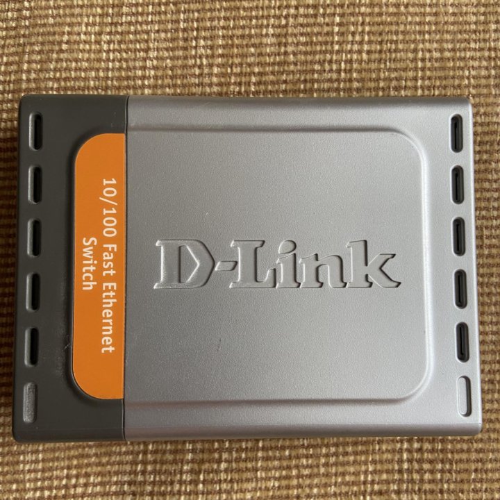 Сетевой коммутатор D-link des-1005d