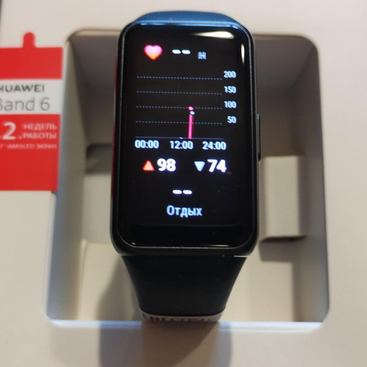 Фитнес браслет Huawei band 6