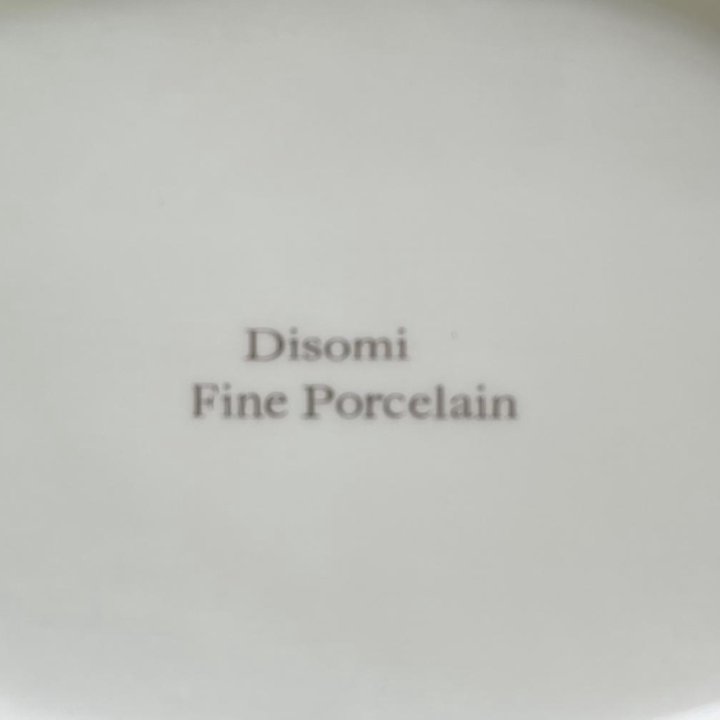 Фарфоровая вазочка disomi fine porcelain