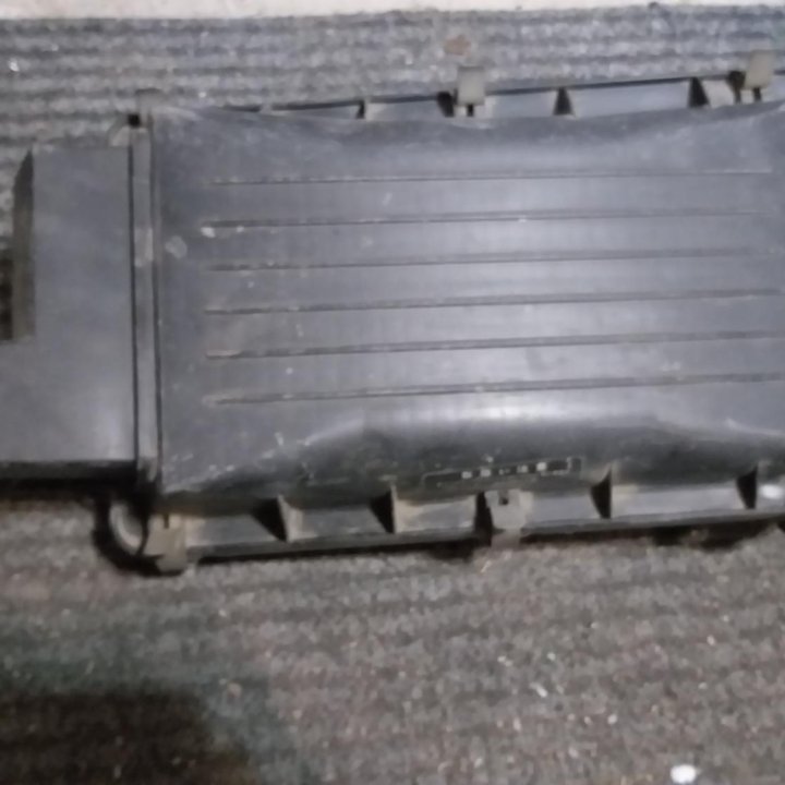 Корпус фильтра , трамблер.