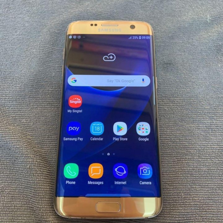 Новый Samsung Galaxy S 7 edge , gold