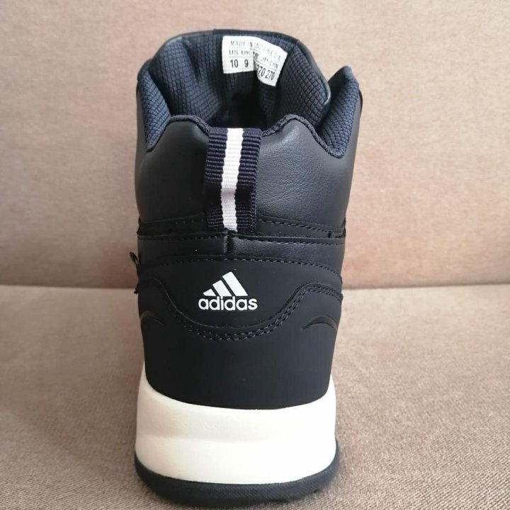 Кроссовки Adidas зимние мех