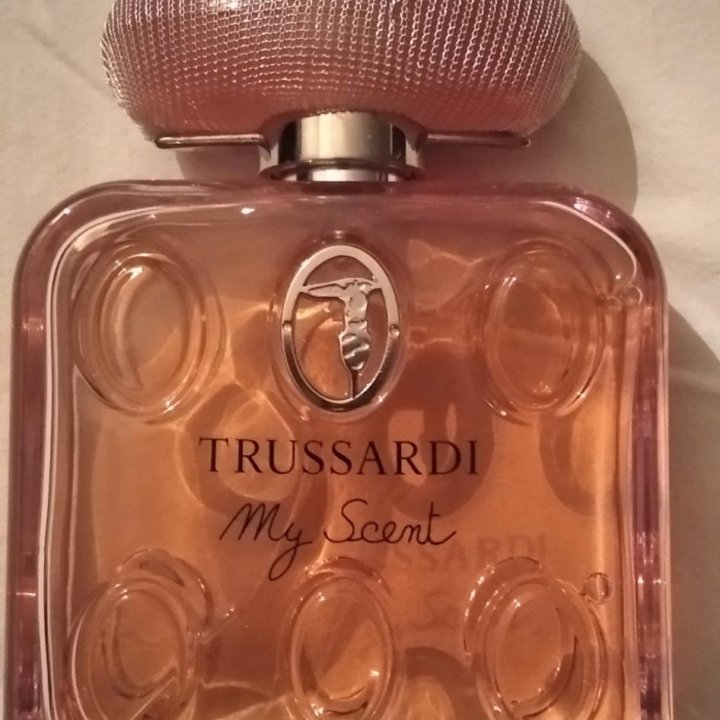 Туалетная вода TRUSSARDI