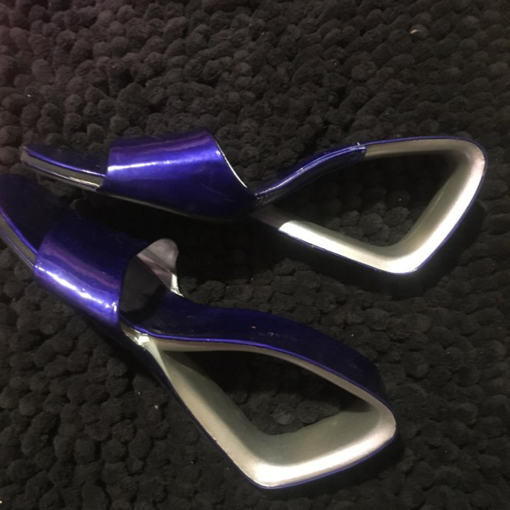 Сабо Италия