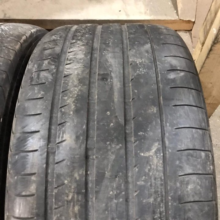 295/35R21 Yokohama ADVAN Sport V105 (Лот №3797)