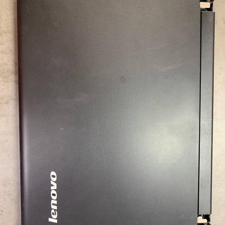 Lenovo N2840 2GB Intel HD 248GB 15.6