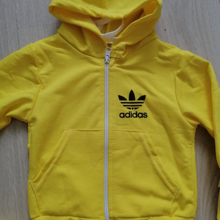 Новый спортивный костюм Adidas р.110-116