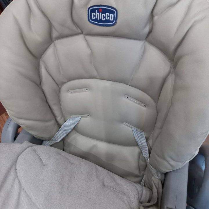 Стульчик для кормления Chicco Polly Magic Relax