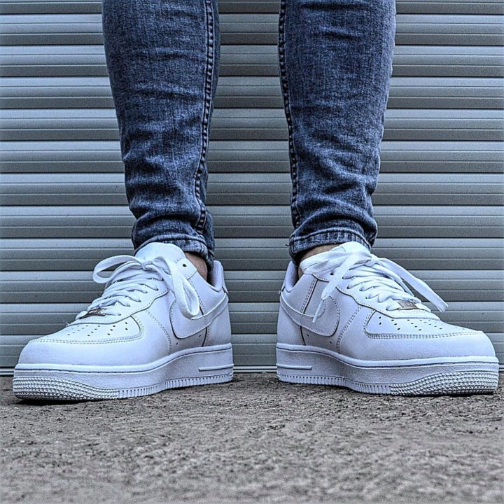 Кроссовки Nike Air Force White