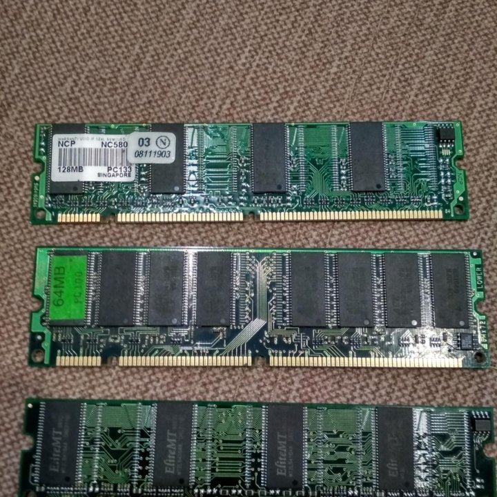 Модуль памяти DIMM SDRAM