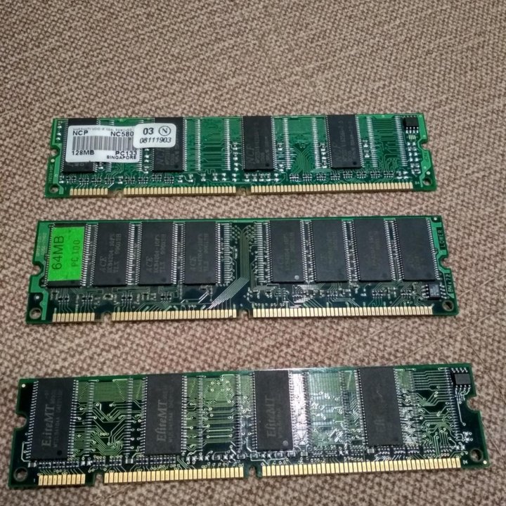 Модуль памяти DIMM SDRAM