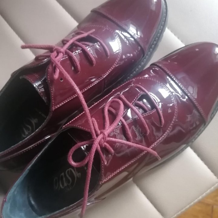 Ботинки Loriblu 40 размер