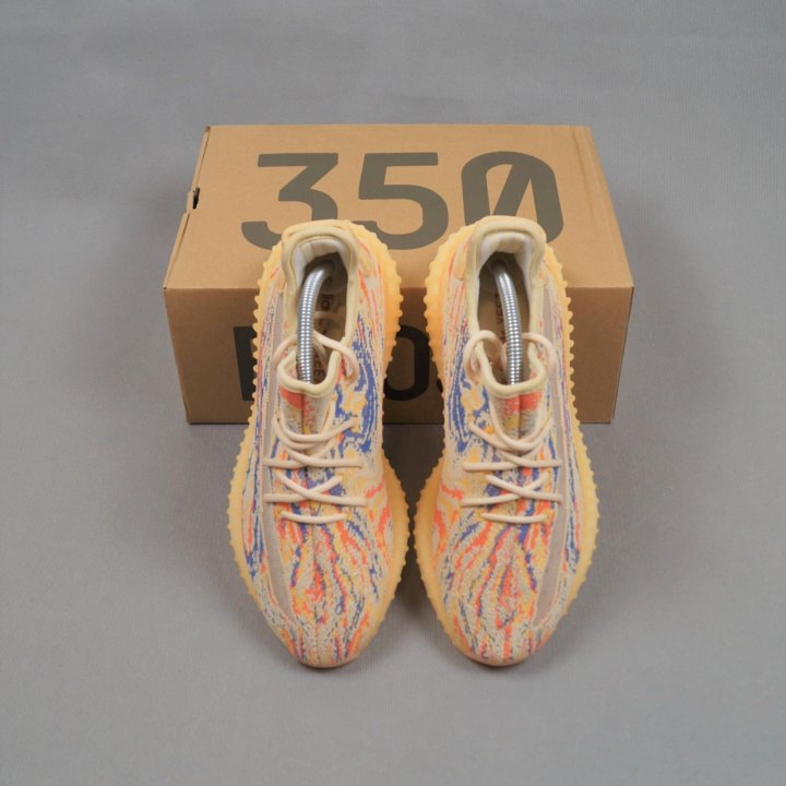 Кроссовки Adidas Yeezy Boost 350 v2