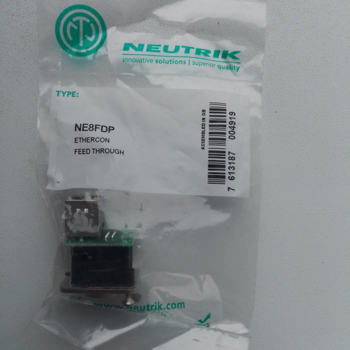 NE8FDP Neutrik Разъем RJ45 для компьютера