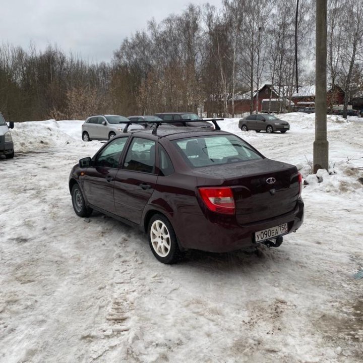 ВАЗ (Lada) Granta, 2013