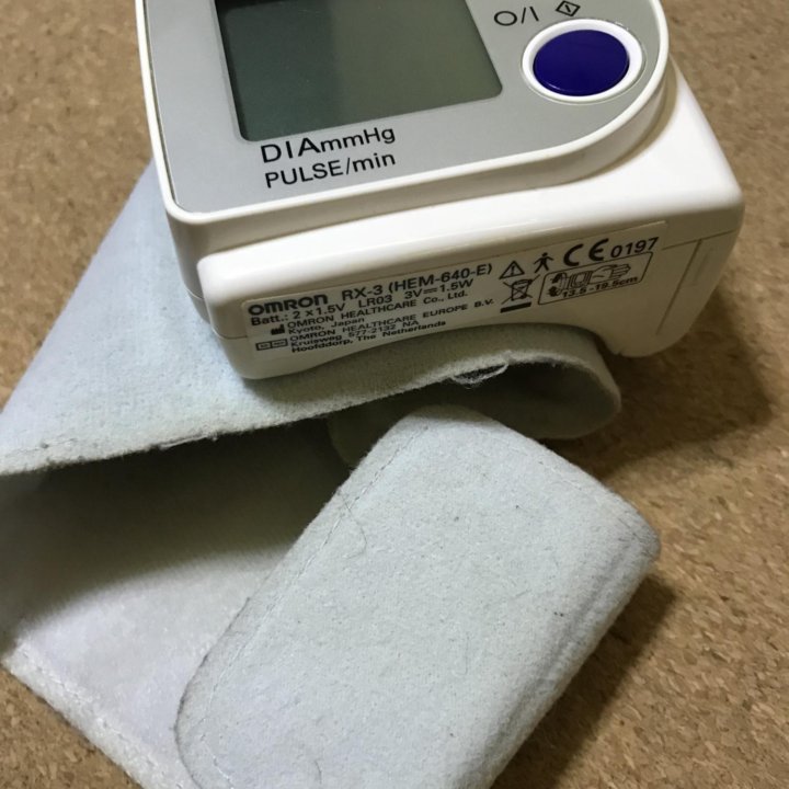 Тонометр Omron Rx-3 (на запчасти) в Москве, цена 400 руб. | Объявления ...