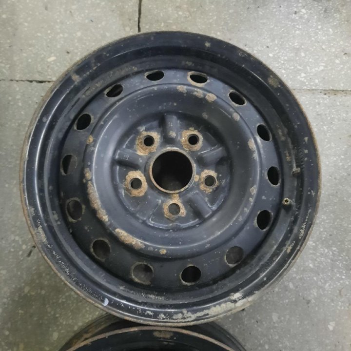 Штамповка R15 5x114,3 (№2731)