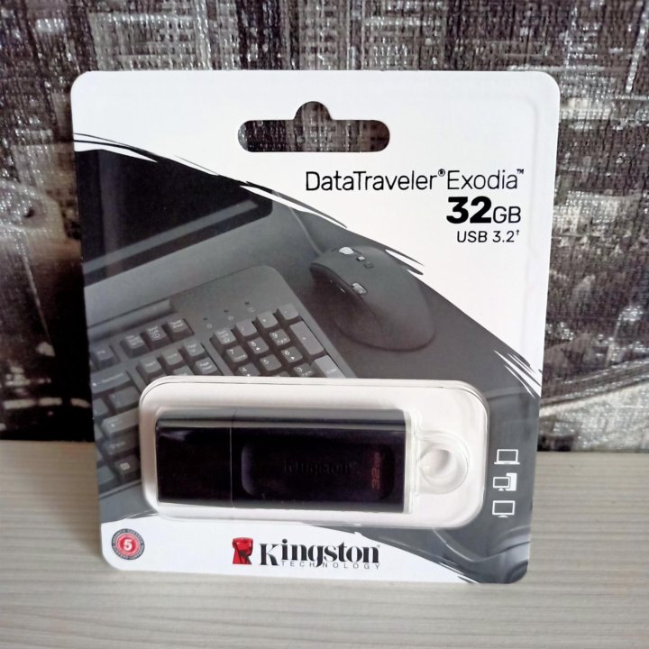 Usb флешка kingston 32 gb.