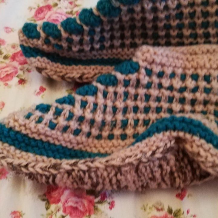 Тапочки вязаные