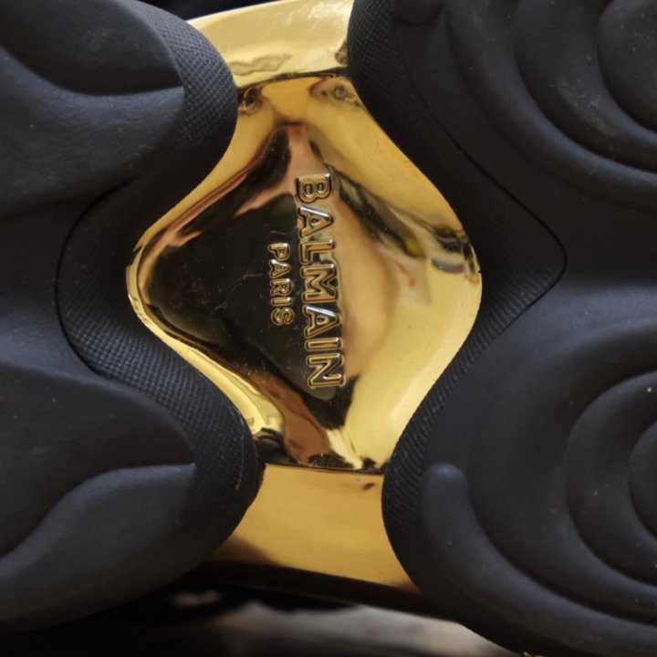 Кроссовки barmain