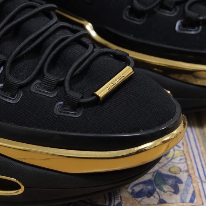 Кроссовки barmain