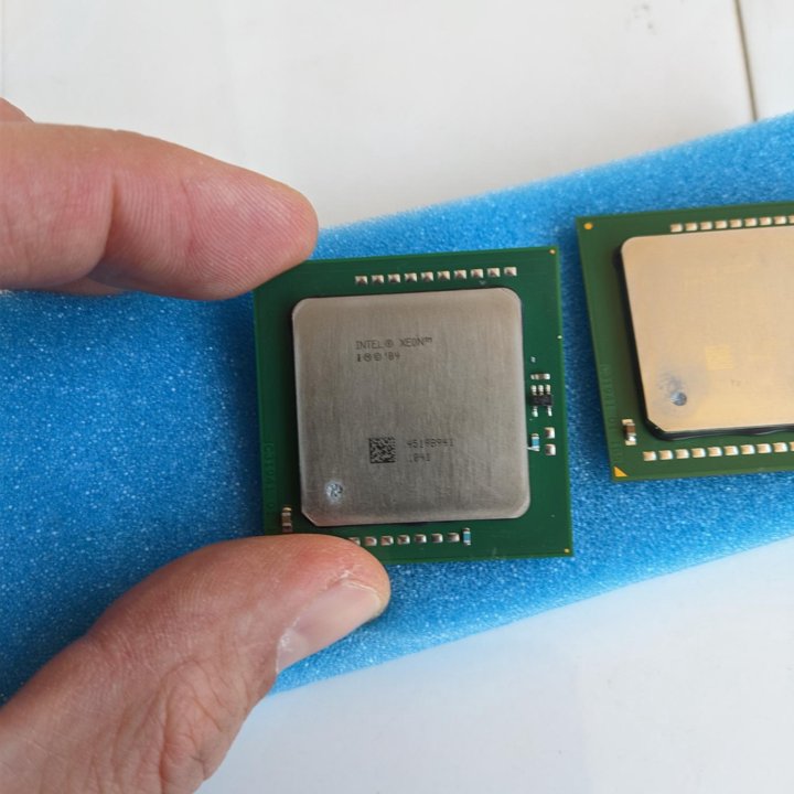 Процессоры Intel Xeon 3200DP