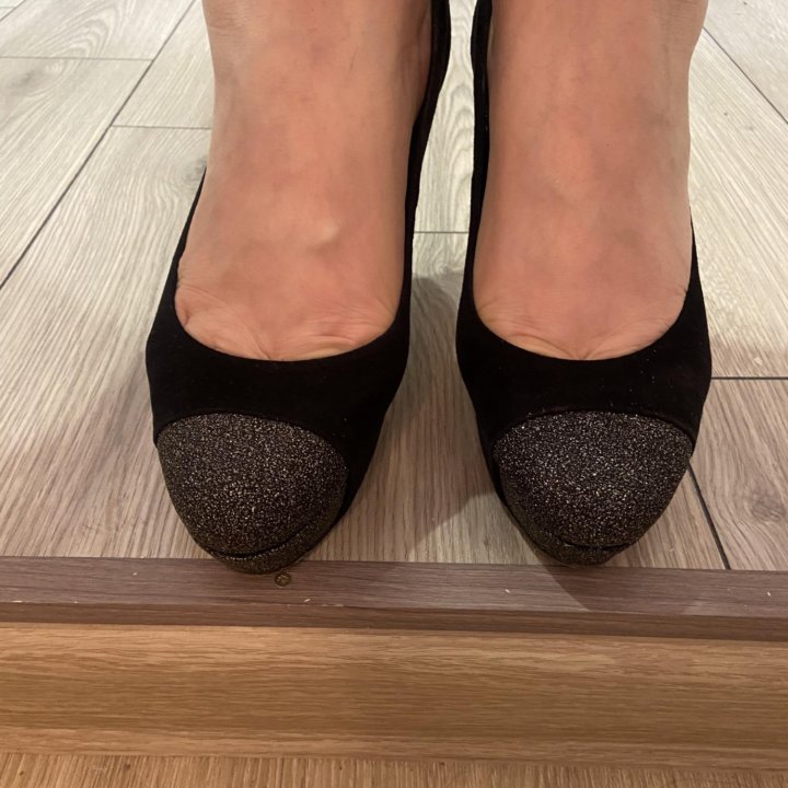 Женская обувь