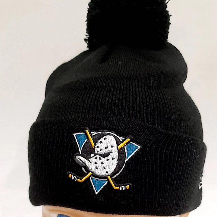 Новые шапки уни фирмы New Era NHL оригинал,бирки