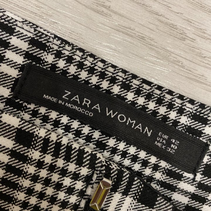 Брюки Zara