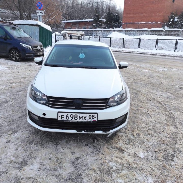 Volkswagen Polo, 2015