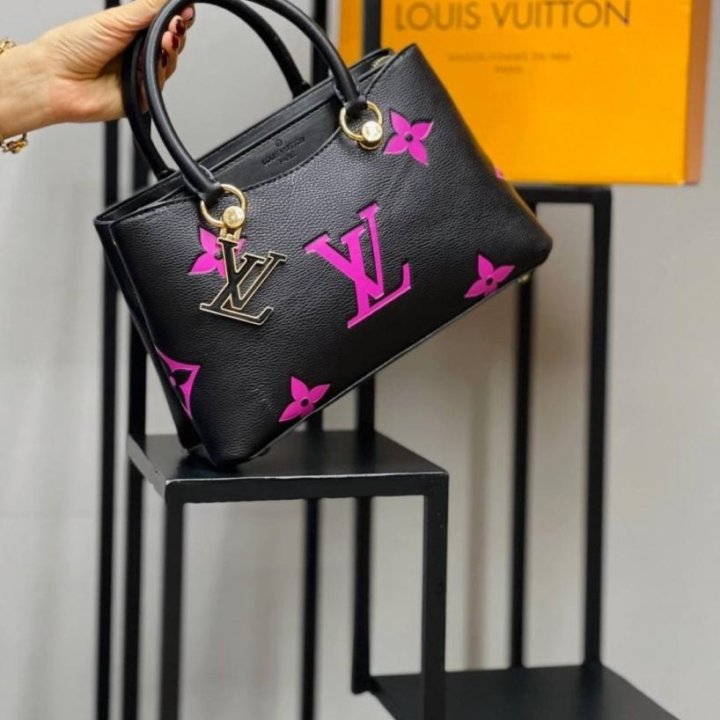 Сумка Louis Vuitton