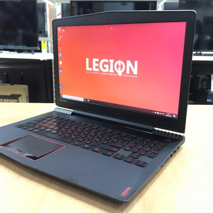 Lenovo legion/ i5 7300HQ/12GB/GTX1050/SSD HDD/15