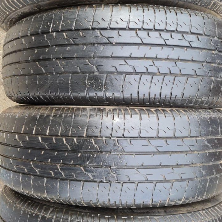 Шины лето б-у Kumho 205-65R16 4-2-1шт подбор